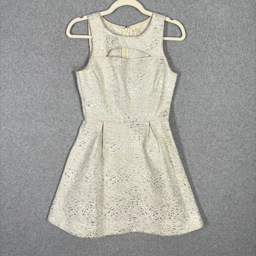 Frenchi Dress Juniors 1 Cream Silver Mini Metallic Textured Royal Twee Sexy